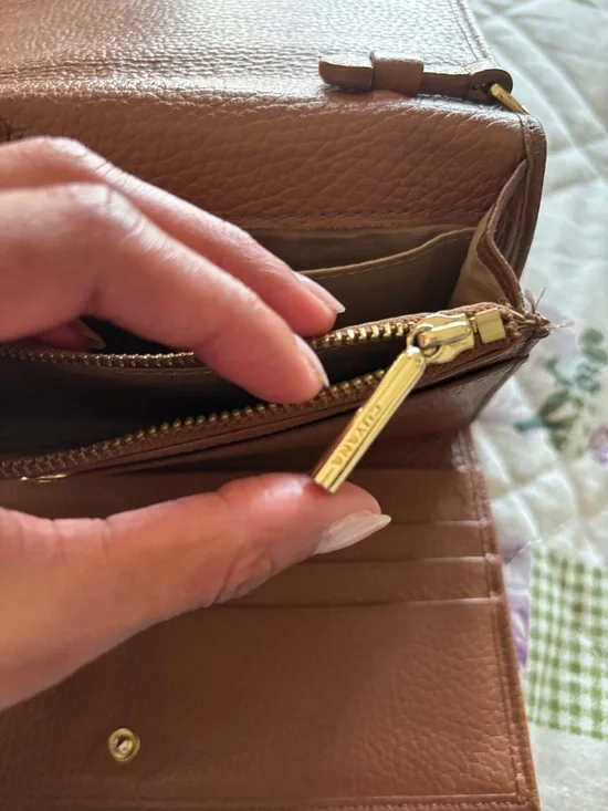 Cuyana Pebbled Leather Crossbody Wallet in Caramel Brown with Gold Hardware - Picture 10 of 16